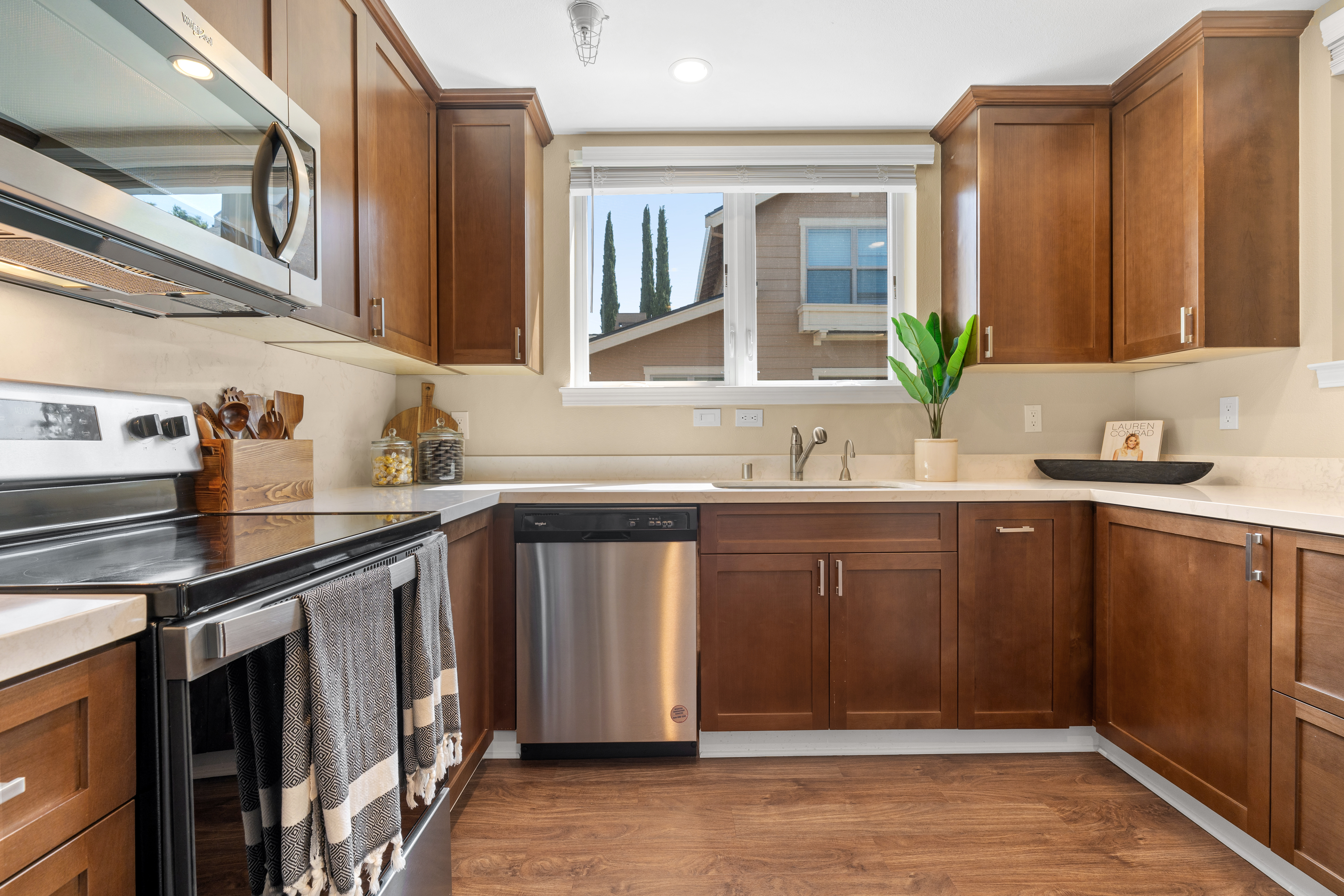 Model Apartment Kitchen